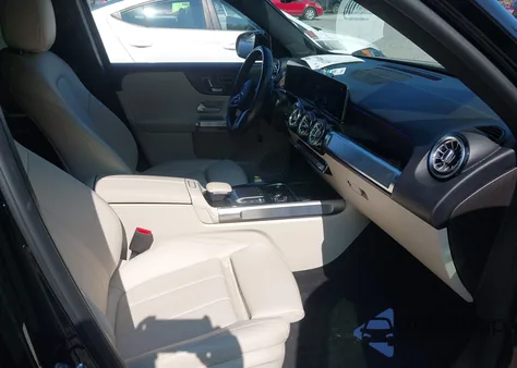 2021 Mercedes-Benz Glb 250 4Matic z USA, uszkodzony, nr VIN W1N4M4HB5MW111657